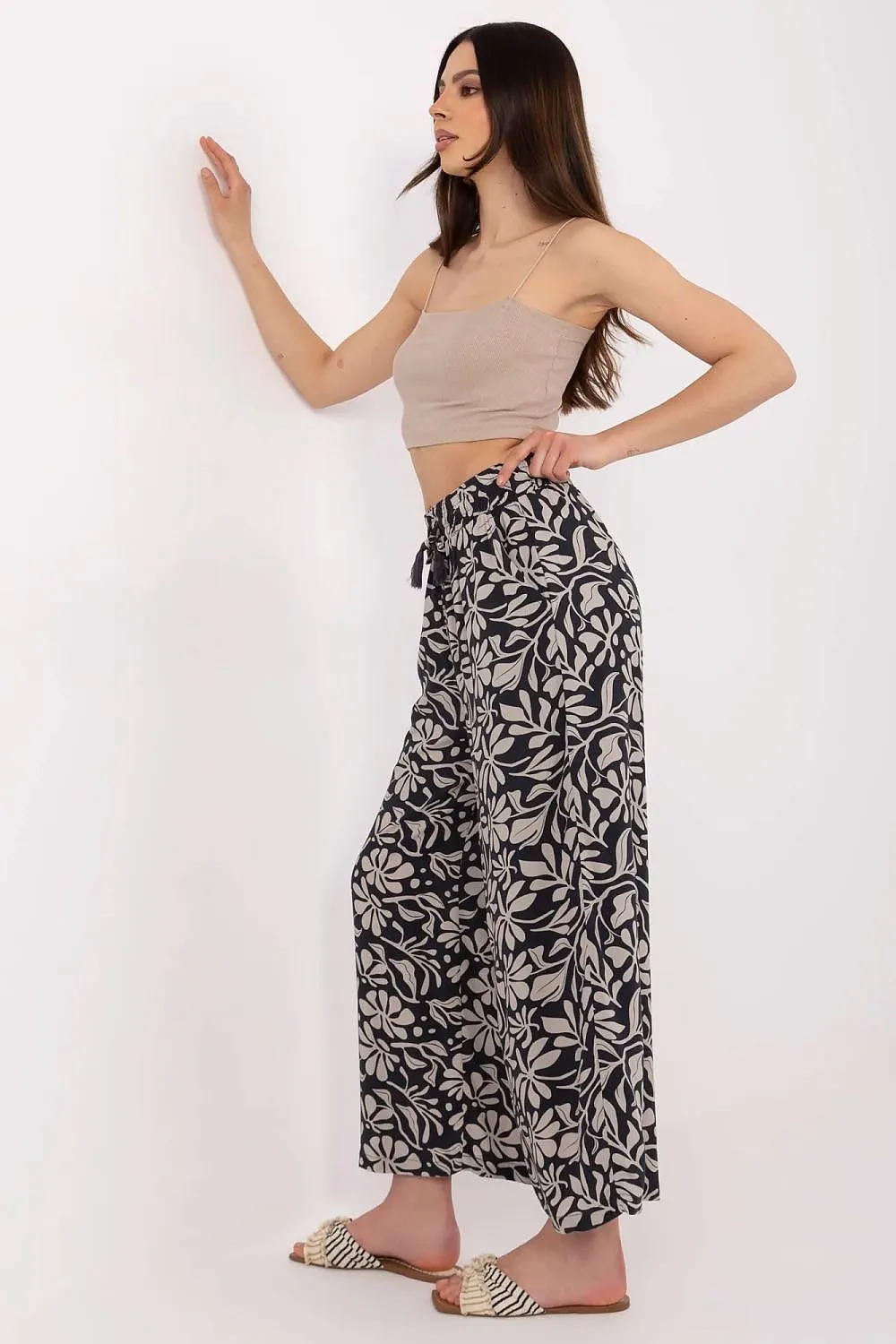 Women light high waist trousers